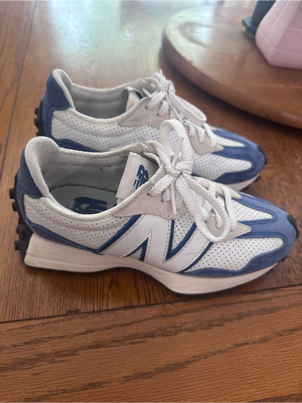 New Balance 327 White and Blue Sneakers - Picture 7 of 7